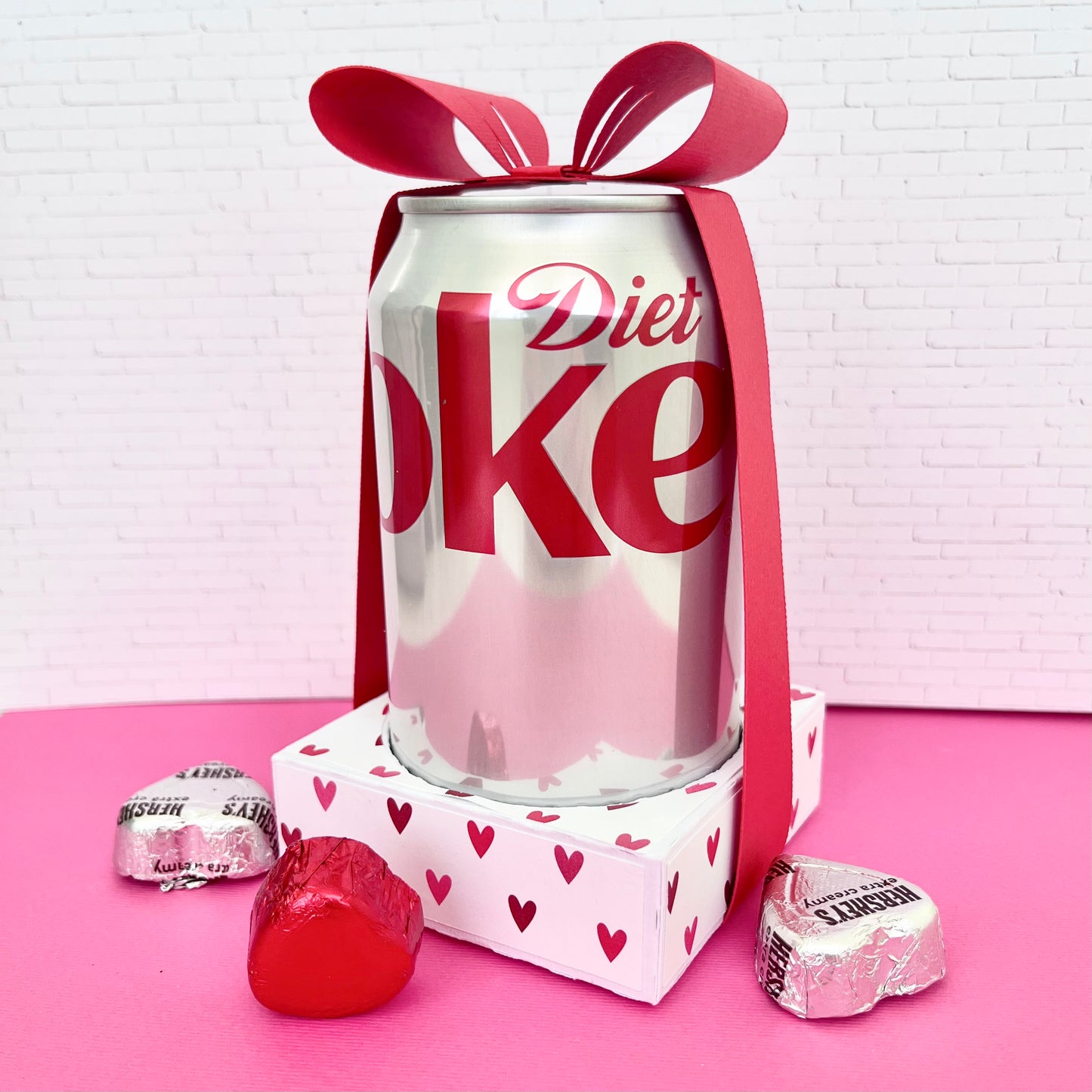 Soda Can Bow Top Gift Box Template - SVG File Download